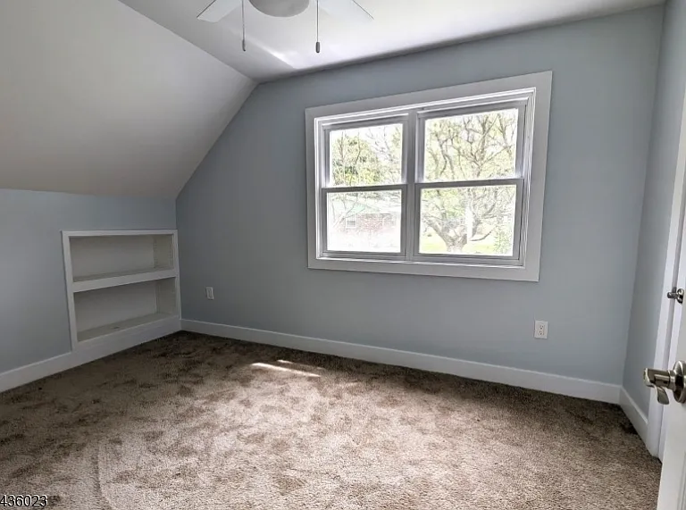 439 Victory Ave — Photo 14
