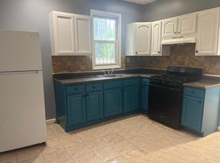 514-516 S 16th St #1, Newark, NJ 07103