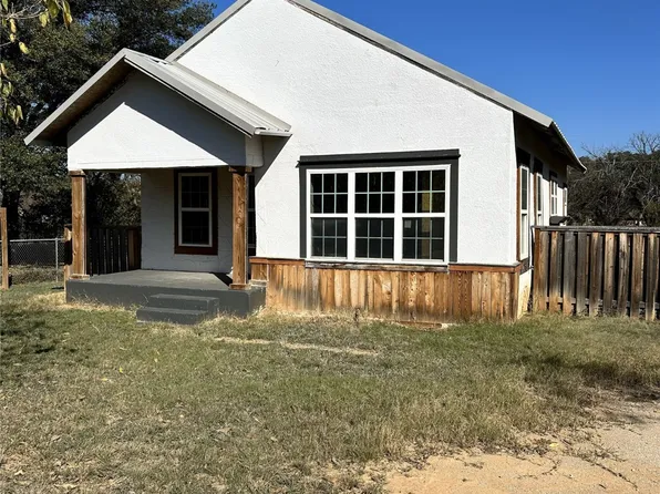 3514 2nd St, Brownwood, TX 76801