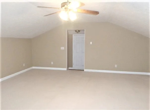 2310 Devonshire Dr — Photo 13