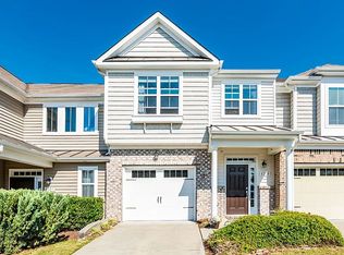 8329 Yaxley Hall Dr, Raleigh, NC 27616