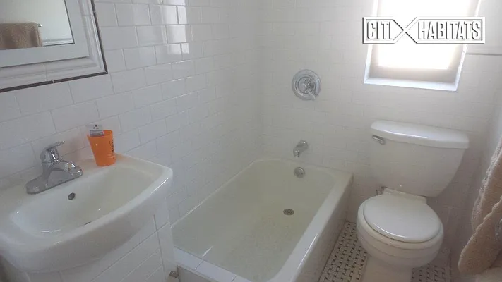 Rented by Citi Habitats | media 8