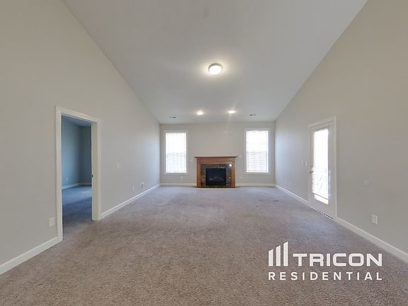 2nd image of 6640 Heritage Hill Dr