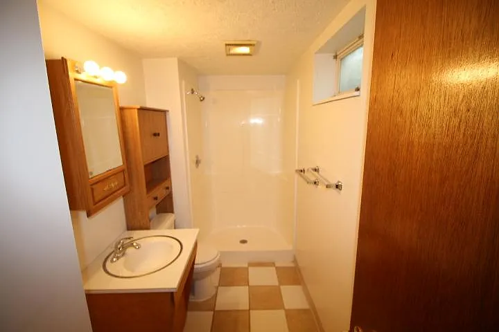 1710 Harwood St — Photo 19