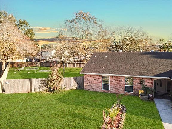 2nd image of 11319 Sagehill Dr
