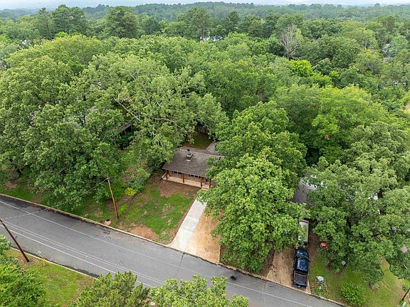 4th image of 101 Southern Hills Dr