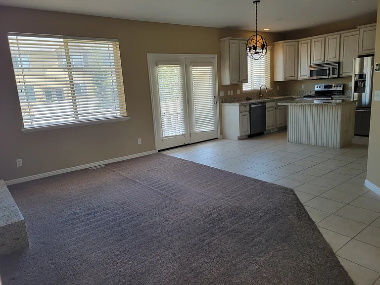 12487 S Smithtown Rd — Photo 6