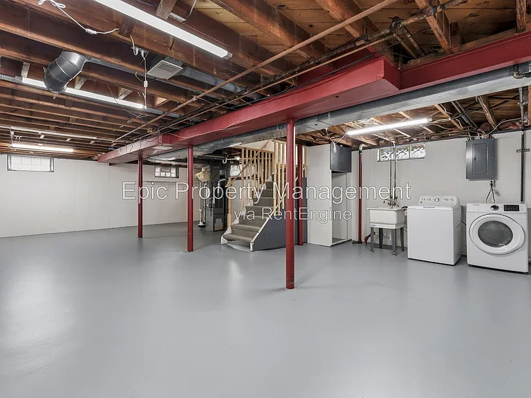 2119 Moran Ave — Photo 12