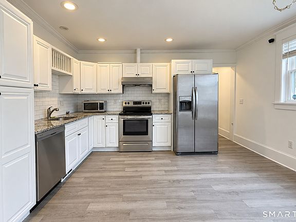 3rd image of 26 Union Street