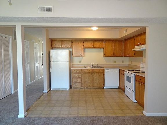 3rd image of 308 Circuit Ln Unit E