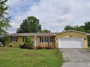 5436 Maplecrest Rd, Fort Wayne, IN 46835