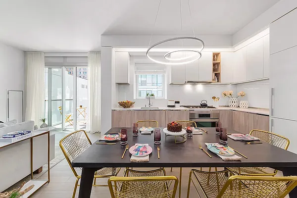 Rented by MOTION New York | media 2