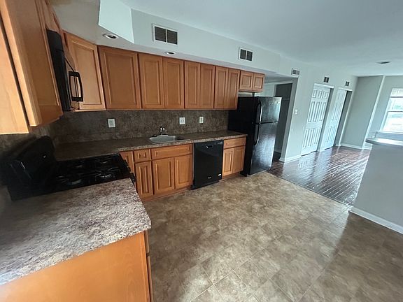 5th image of 4149 Ridge Ave #1A