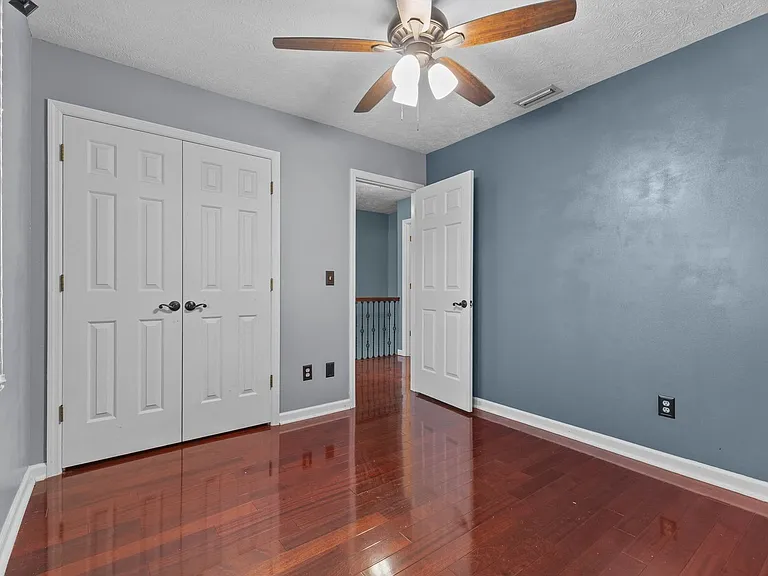 6824 Saint Julian Way — Photo 23