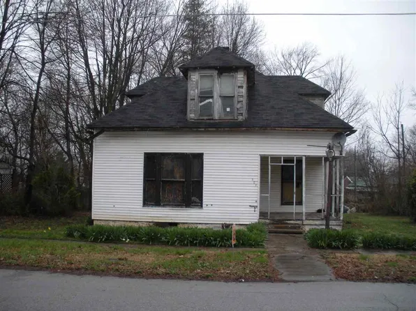 304 W Harrison St, Orleans, IN 47452