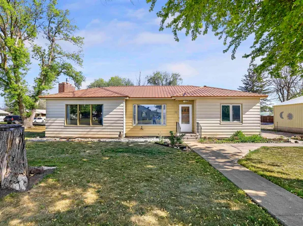 334 12th Ave W, Gooding, ID 83330