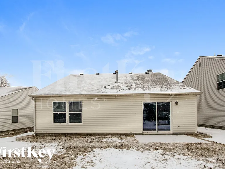 2283 Layton Park Ln — Photo 15