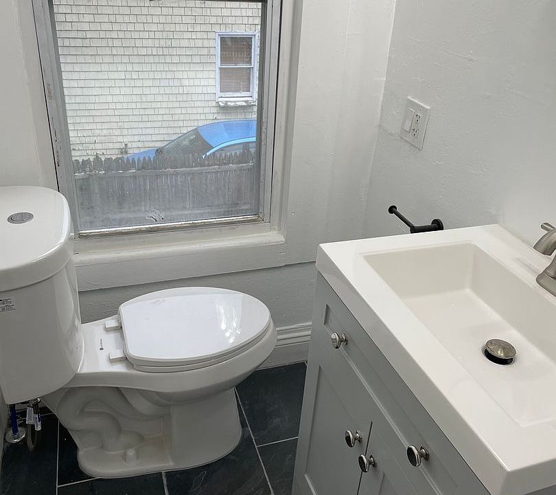 31 William Street 31 William St Danbury CT Zillow