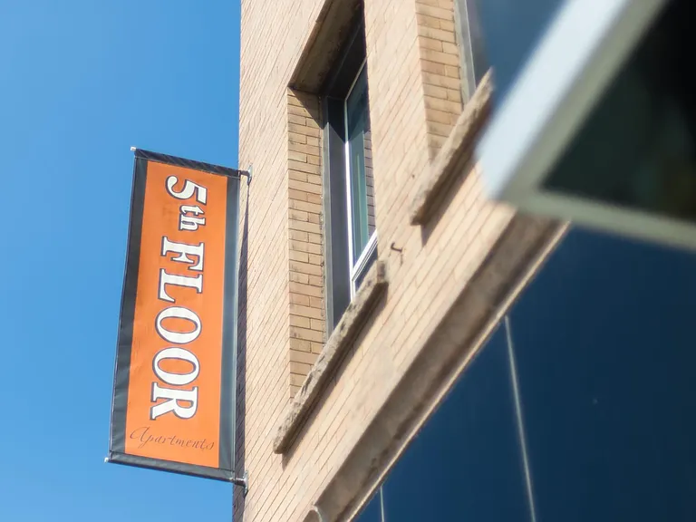 411 Broadway N #304 — Photo 4