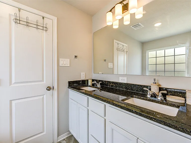 1006 Bending Trail Dr — Photo 21