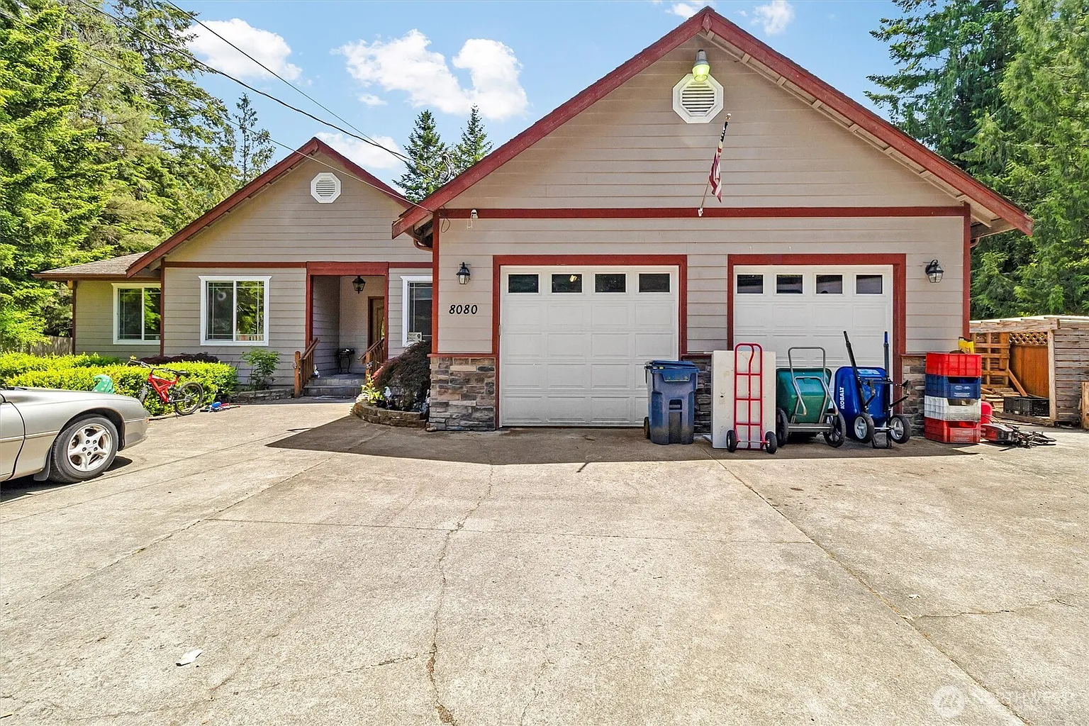 8080 Mosey Court photo 1