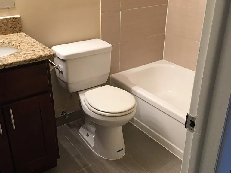 Valley York Apartments — Photo 63