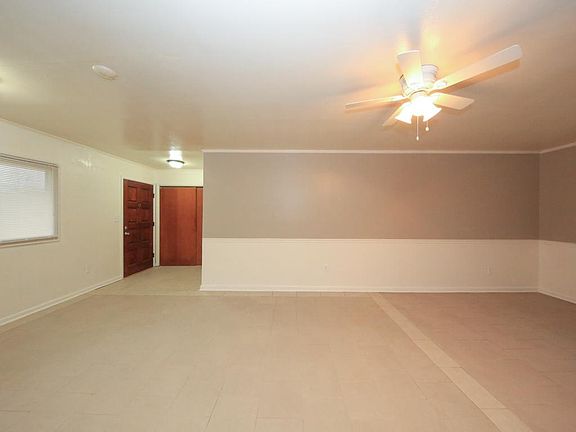 5th image of 2431 Archwood St