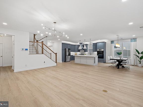 5th image of 23417 E Gate Dr
