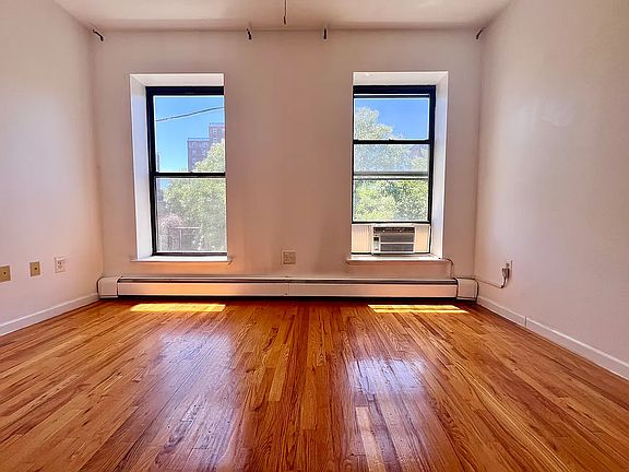 2nd image of 238 W 132nd St #B