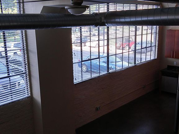 4th image of 806 Wasena Ave SW APT 114