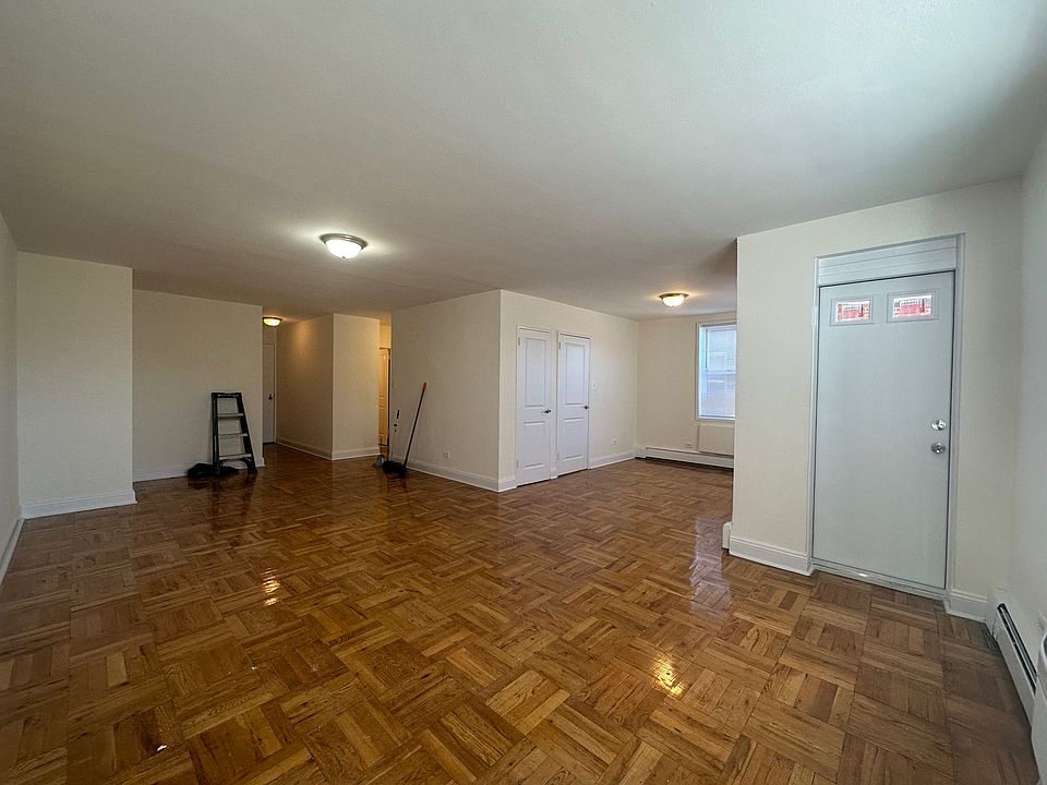 1st image of 13921 85th Dr APT 3F