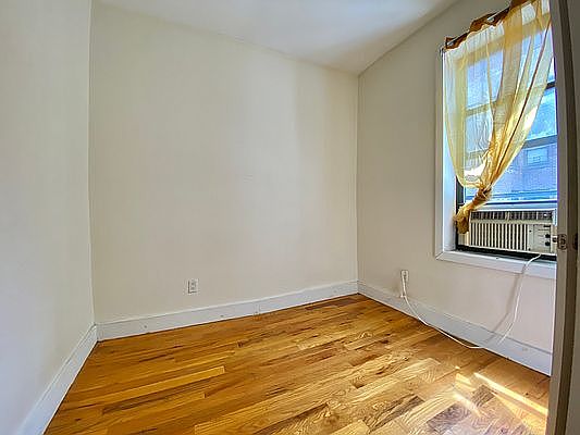 4th image of 732 Saint Marks Ave #35