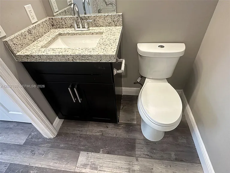 5672 Rock Island Rd #260 — Photo 10