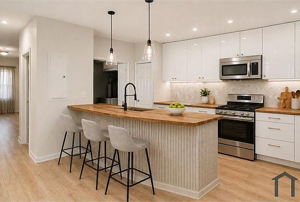1st image of 302 S Santa Catalina Cir #302