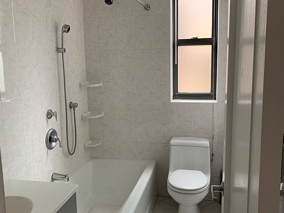2nd image of 814 W End Ave #9A