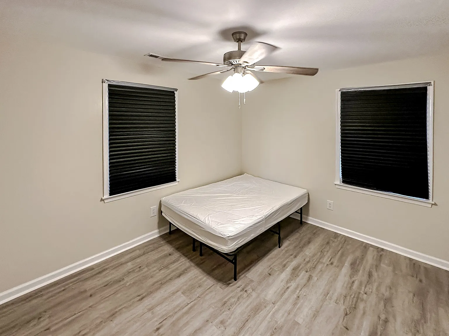 4 bed, 2.0 bath, 1514 sqft, $841 — Photo 3