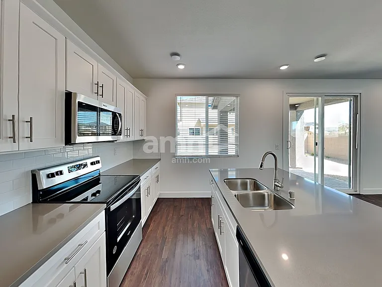 8878 Tiger Tooth Ave — Photo 4
