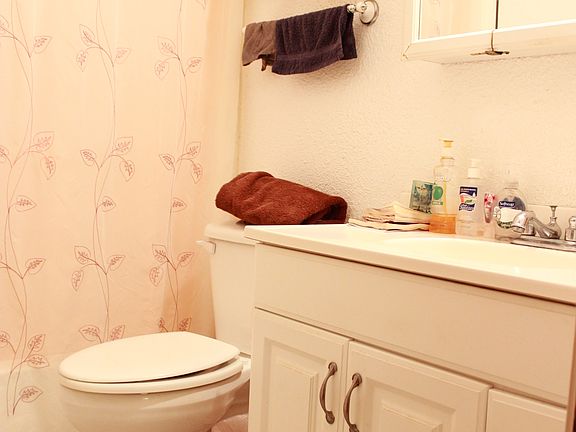 2nd image of 7104 Townsborough Dr