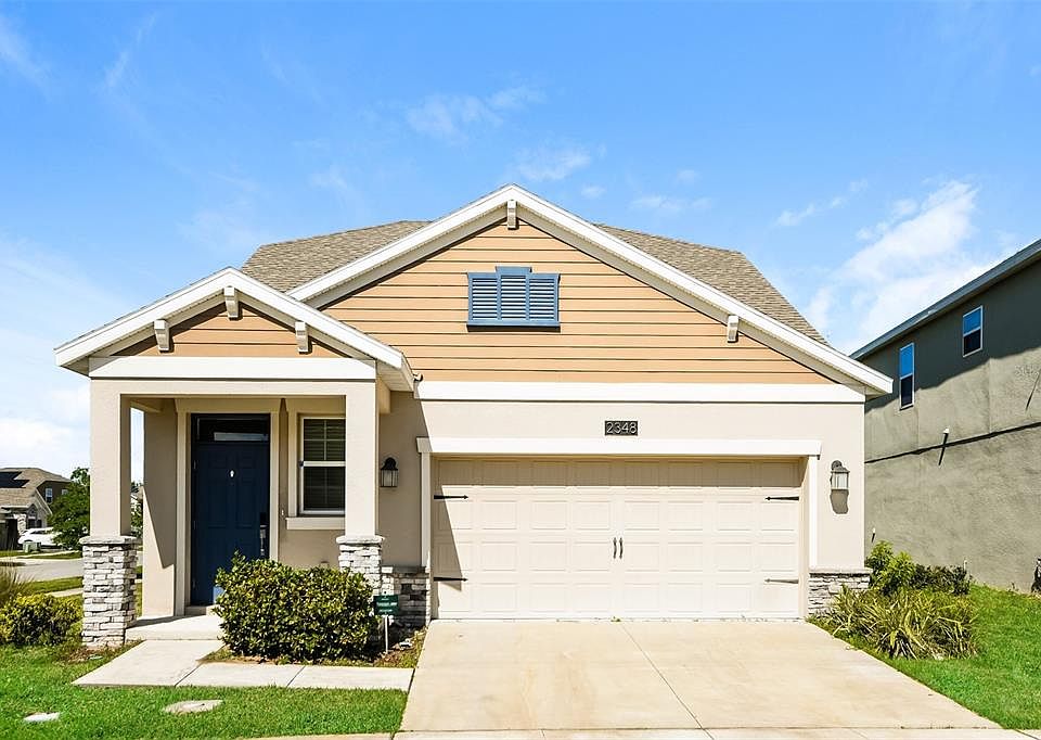 1st image of 2348 Crescent Moon St