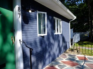 87 Fuller Ave, Swampscott, MA 01907