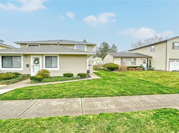 16 De Paul Dr, East Rochester, NY 14445