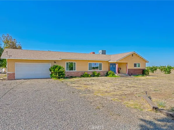 11215 E Childs Ave, Le Grand, CA 95333