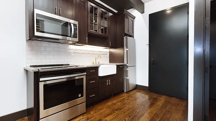 Rented by Nooklyn NYC LLC | media 41