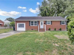 242 Bannon Ct, Hampton, VA 23666
