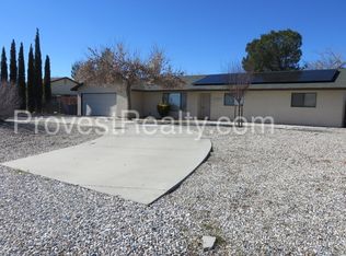 21960 Maumee Rd, Apple Valley, CA 92308