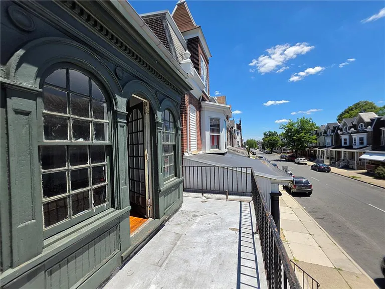 1451 W Turner St #1 — Photo 14