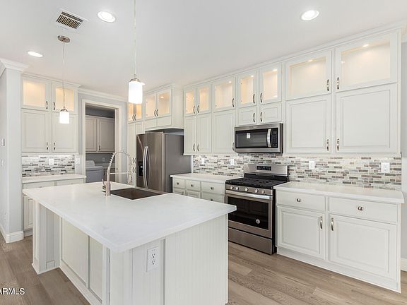 5th image of 2727 E University Drive #28
