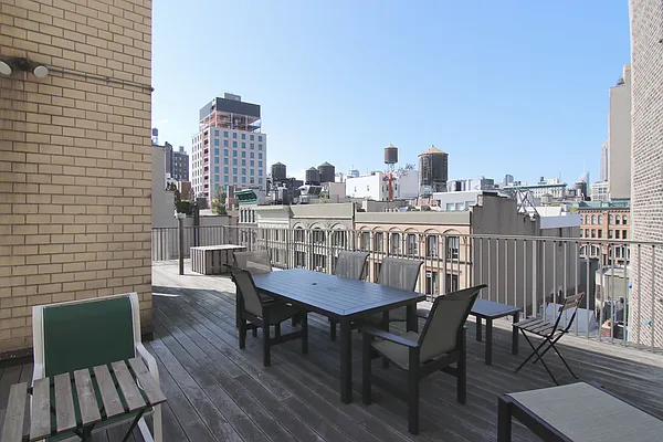 Rented by Compass | media 33