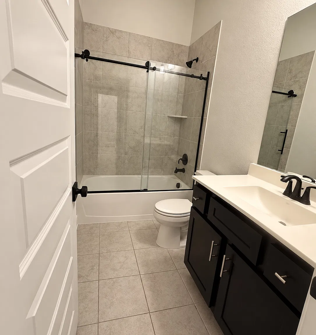 4 bed, 2279 sqft, $3,100 — Photo 1