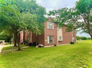 907 Balcones Dr APT 114, College Station, TX 77845